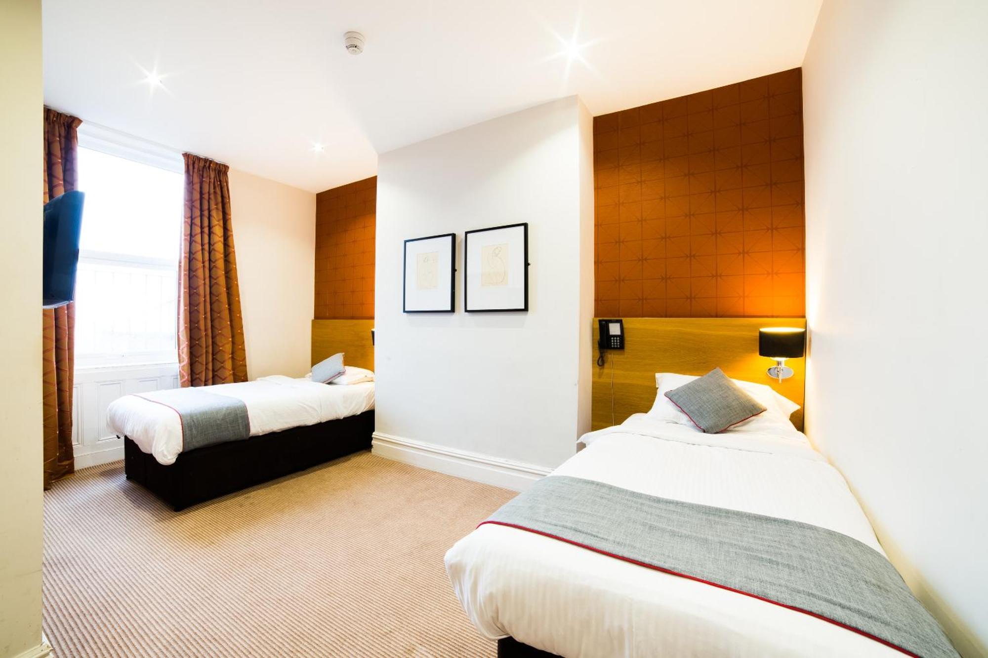 Oyo Imperial Hotel Barrow-in-Furness Bagian luar foto