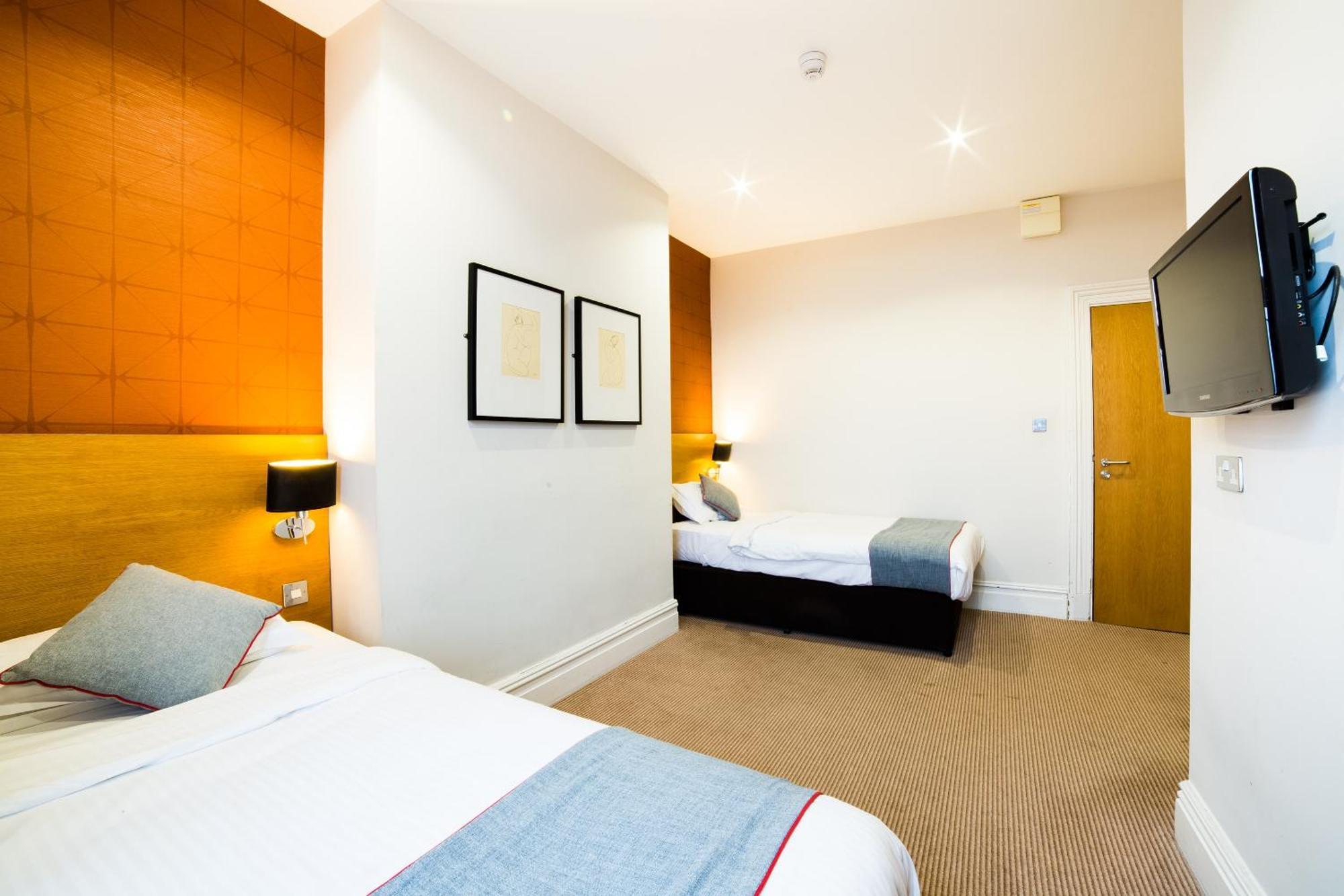 Oyo Imperial Hotel Barrow-in-Furness Bagian luar foto